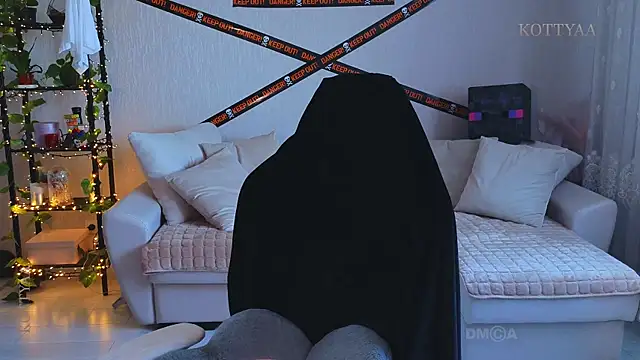 -Kottyaa- online show from 5, 11, 2025