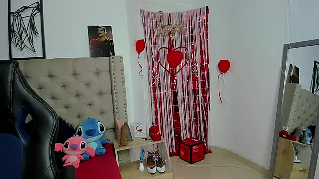 AngeleRoux online show from 20, 3, 2025