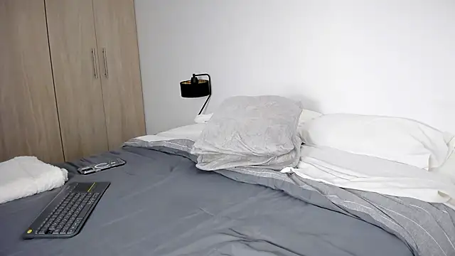 Bella rossinii  online show from 27, 2, 2026