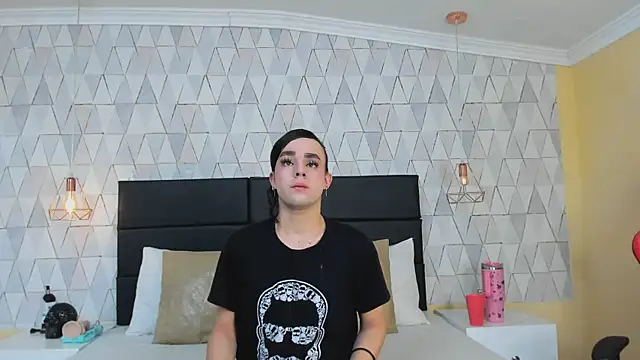 JustinePerry online show from 17, 12, 2025