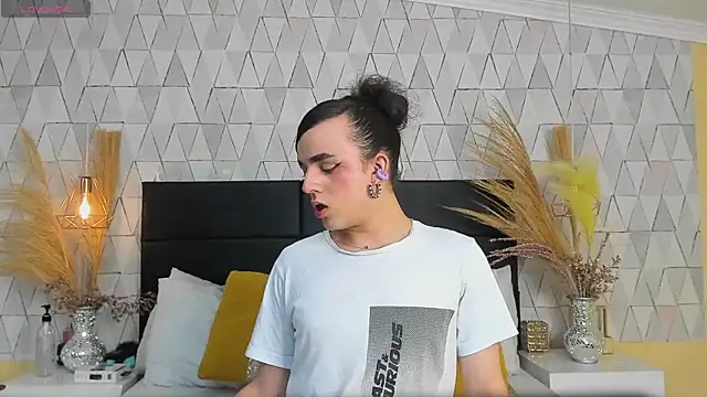 JustinePerry online show from 18, 3, 2026