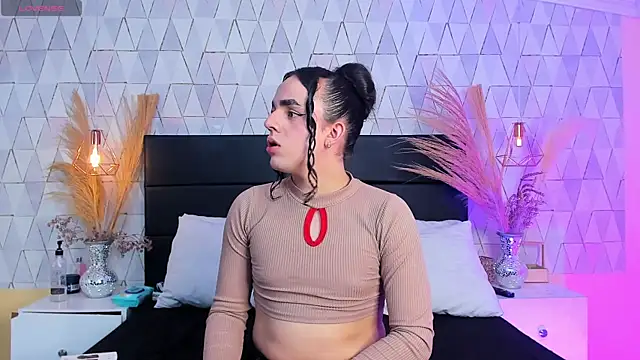 JustinePerry online show from 25, 3, 2026