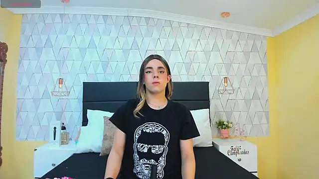 Snapshot of JustinePerry chatting on 20, 10, 2025 JustinePerry online show from 20, 10, 2025