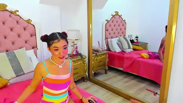 Candy5Girl online show from 11, 3, 2025