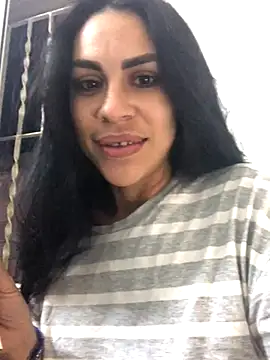 Snapshot of hotroommates chatting on 12, 11, 2025 hotroommates online show from 12, 11, 2025