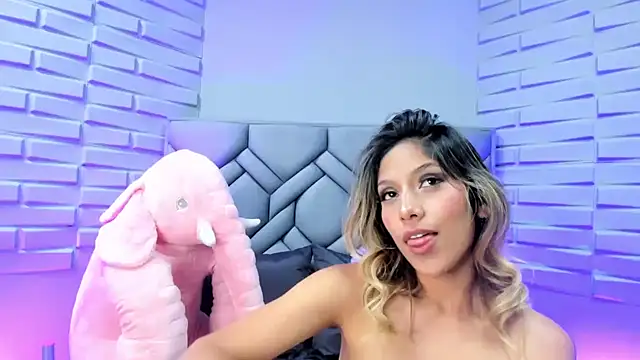 BriannaHarps online show from 27, 2, 2025