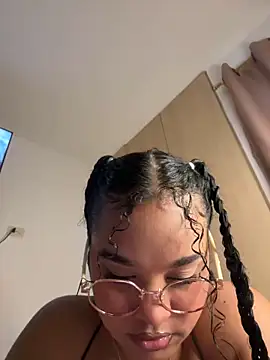 Snapshot of Lucy_wilson5 chatting on 26, 1, 2025 Lucy wilson5 online show from 26, 1, 2025