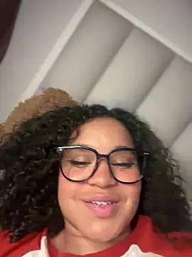 Snapshot of Lucy_wilson5 chatting on 17, 3, 2025 Lucy wilson5 online show from 17, 3, 2025