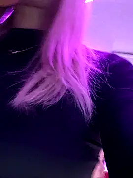 Snapshot of 911Calling chatting on 1, 12, 2025 911Calling online show from 1, 12, 2025