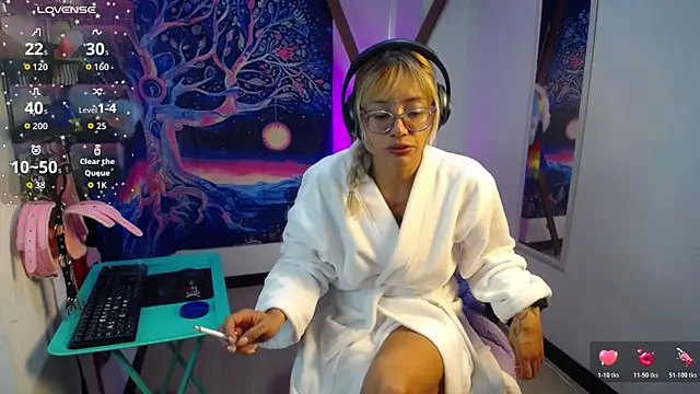 Snapshot of 911Calling chatting on 7, 11, 2025 911Calling online show from 7, 11, 2025