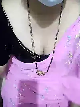 Snapshot of aliseanu chatting on 3, 2, 2025 aliseanu online show from 3, 2, 2025