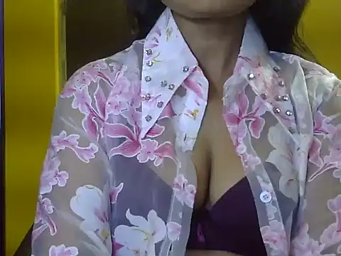 Hot indiangirl online show from 13, 10, 2025