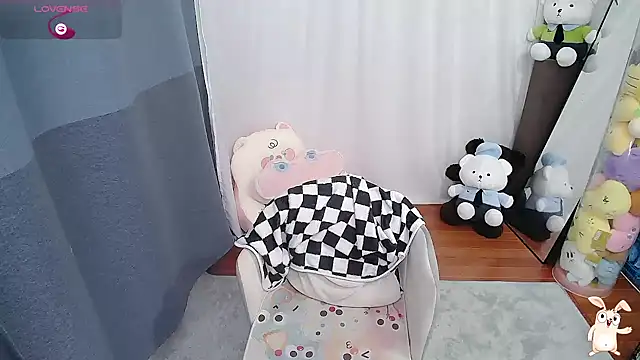 CN-Doudou online show from 21, 10, 2025