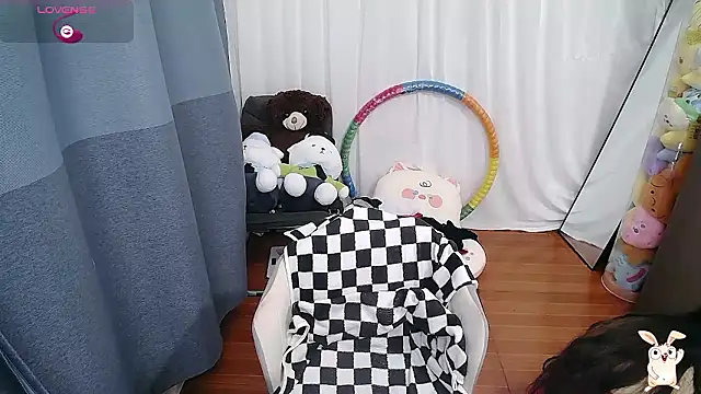 CN-Doudou online show from 18, 10, 2025