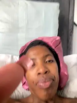 Queen-Boobylicious online show from 28, 11, 2025