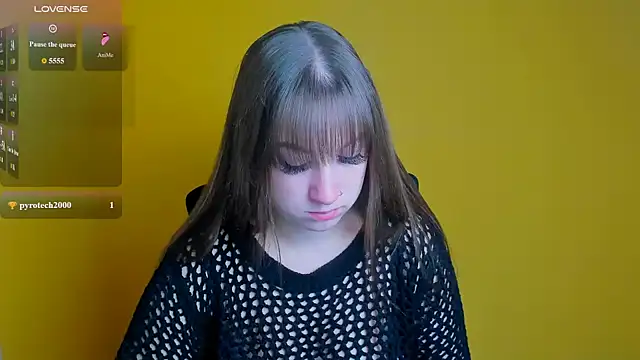 Evelina GG online show from 6, 10, 2025