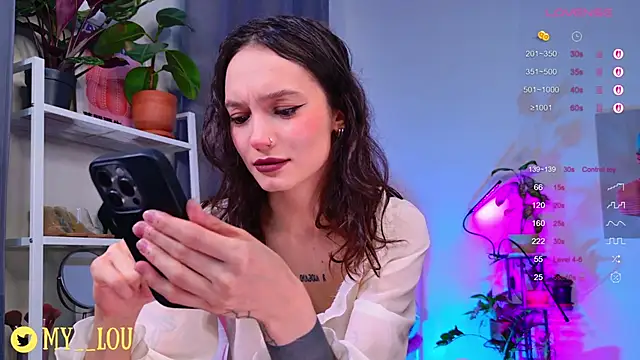 MyLou  online show from 13, 10, 2025