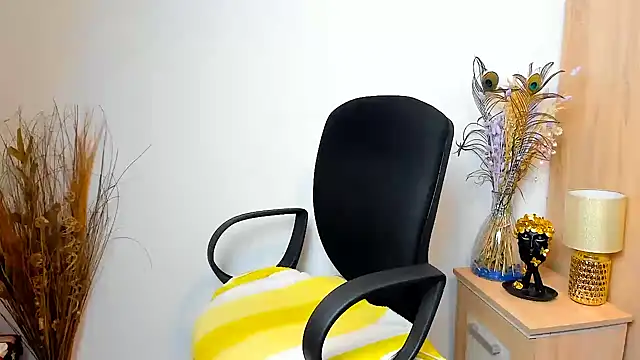 sweetangell69  online show from 9, 4, 2026