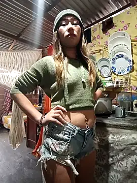 Snapshot of samy-blonde chatting on 30, 9, 2025 samy-blonde online show from 30, 9, 2025