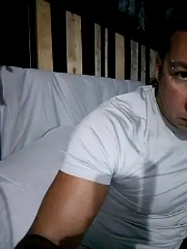 Snapshot of Lovely_milk chatting on 25, 11, 2025 Lovely milk online show from 25, 11, 2025