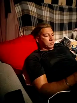 Snapshot of Lovely_milk chatting on 9, 11, 2025 Lovely milk online show from 9, 11, 2025