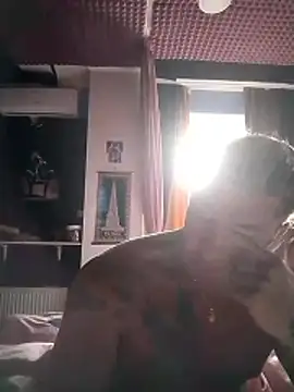 Snapshot of Lovely_milk chatting on 27, 10, 2025 Lovely milk online show from 27, 10, 2025