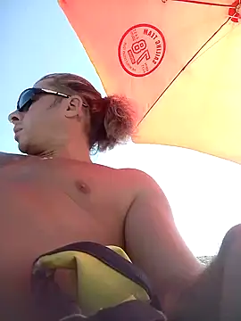 Snapshot of Lovely_milk chatting on 18, 10, 2025 Lovely milk online show from 18, 10, 2025