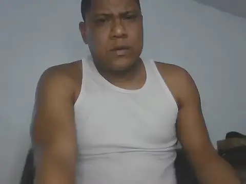 Snapshot of latinblack01 chatting on 22, 7, 2026 latinblack01 online show from 22, 7, 2026