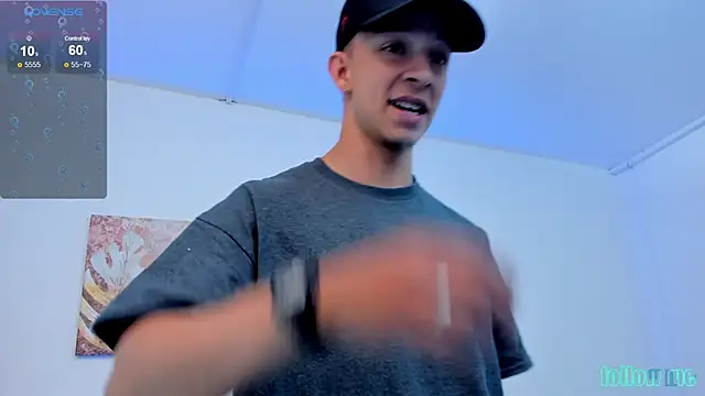 Samuel Up online show from 11, 11, 2025