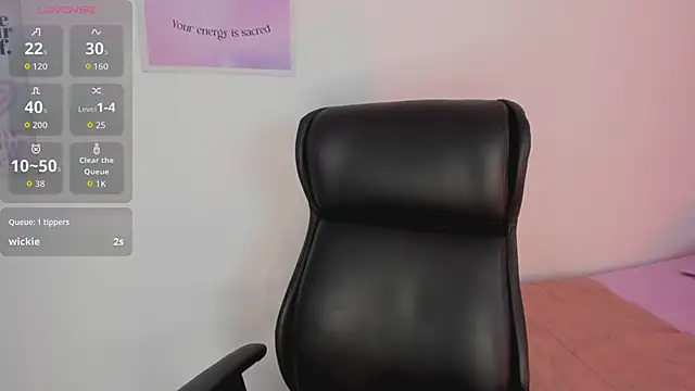 LanaJones  online show from 18, 4, 2026