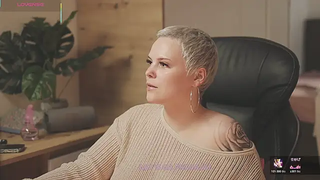 LikaBerry1 online show from 16, 11, 2025