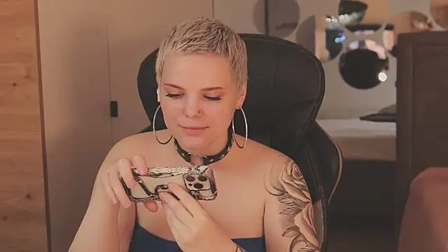 LikaBerry1 online show from 28, 11, 2025