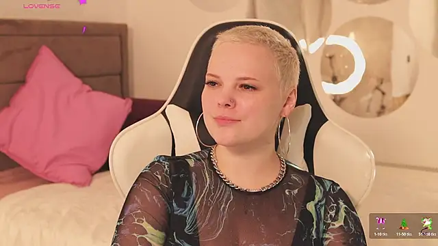 LikaBerry1 online show from 28, 2, 2026