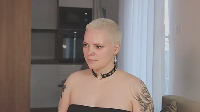 LikaBerry1 online show from 9, 4, 2026