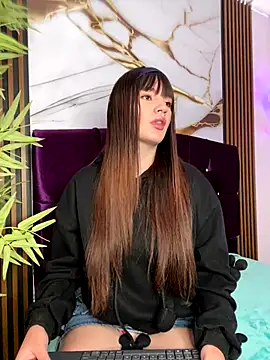 angel natural online show from 3, 11, 2025