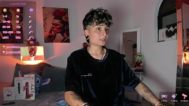 ZuryRamirez  online show from 24, 11, 2025