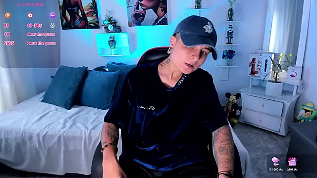 Snapshot of ZuryRamirez_ chatting on 20, 12, 2025 ZuryRamirez online show from 20, 12, 2025