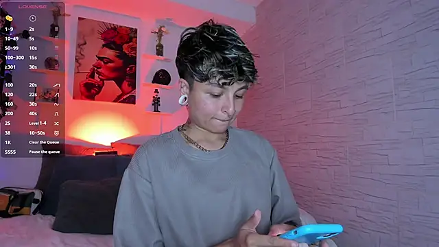 ZuryRamirez  online show from 29, 10, 2025