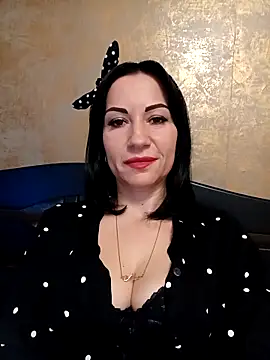 FireLily332 online show from 8, 2, 2025