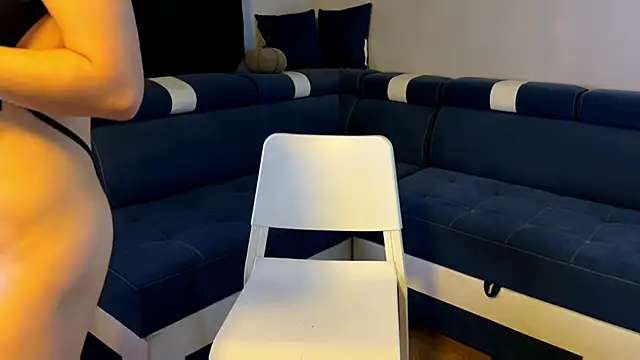 MiliExteraaa online show from 16, 12, 2025