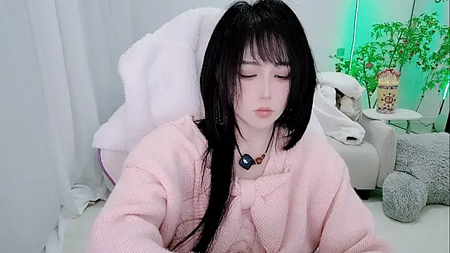 Snapshot of Vaness-a chatting on 7, 2, 2026 Vaness-a online show from 7, 2, 2026