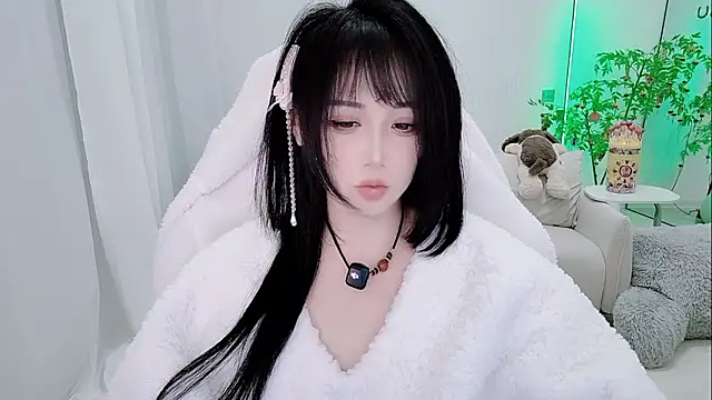 Snapshot of Vaness-a chatting on 5, 2, 2026 Vaness-a online show from 5, 2, 2026