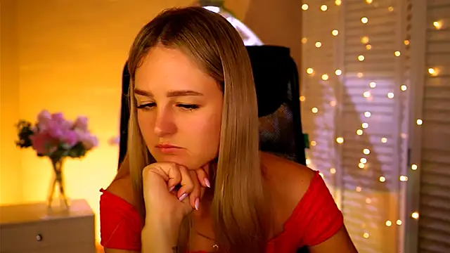 DeboraLarson online show from 14, 11, 2025