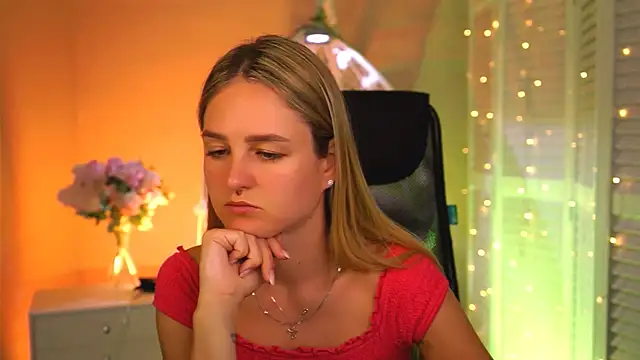 DeboraLarson online show from 29, 3, 2026