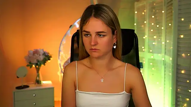 DeboraLarson online show from 29, 5, 2026