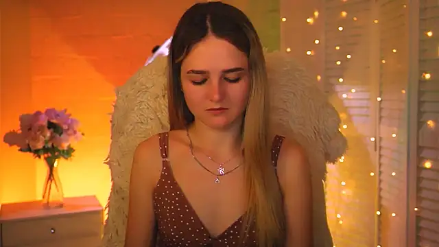 DeboraLarson online show from 2, 2, 2026