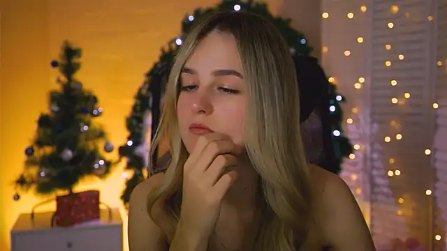 DeboraLarson online show from 20, 12, 2025