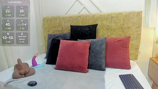 Snapshot of ashley__foxx_ chatting on 14, 11, 2025 ashley foxx online show from 14, 11, 2025