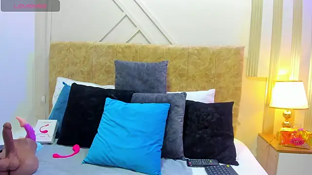 Snapshot of ashley__foxx_ chatting on 19, 11, 2025 ashley foxx online show from 19, 11, 2025