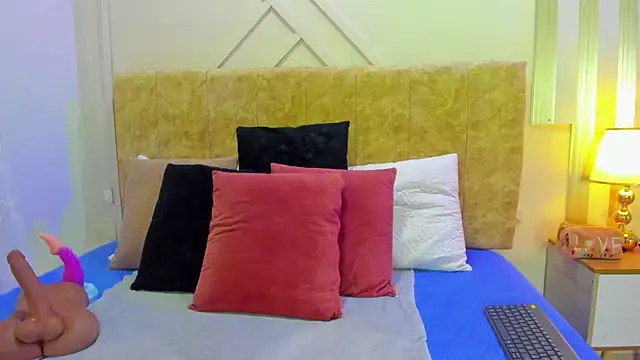 Snapshot of ashley__foxx_ chatting on 22, 10, 2025 ashley foxx online show from 22, 10, 2025